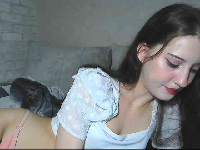 AlishaFomalgaut webcam