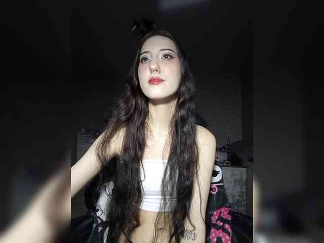 AlishaFomalgaut webcam
