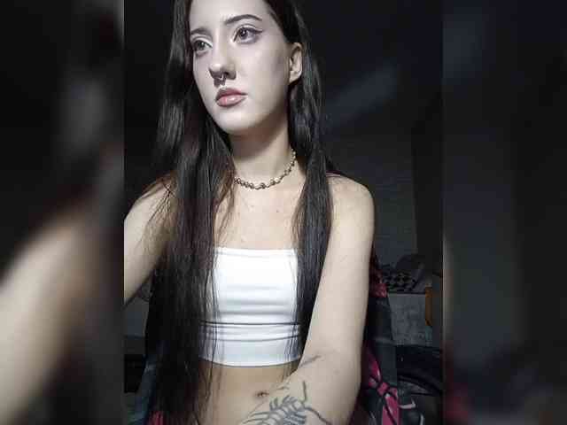 AlishaFomalgaut webcam