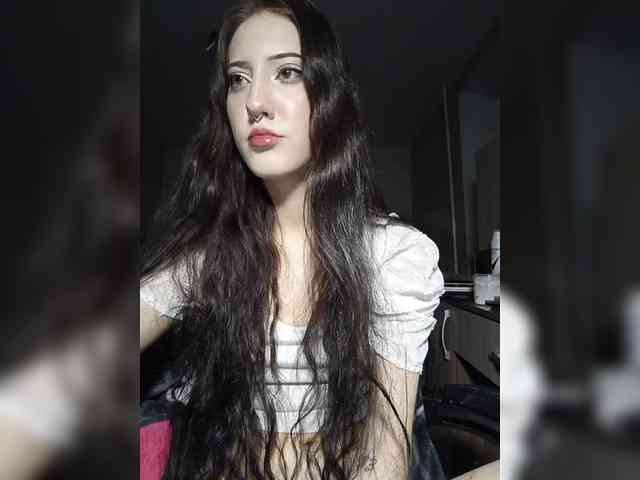 AlishaFomalgaut webcam