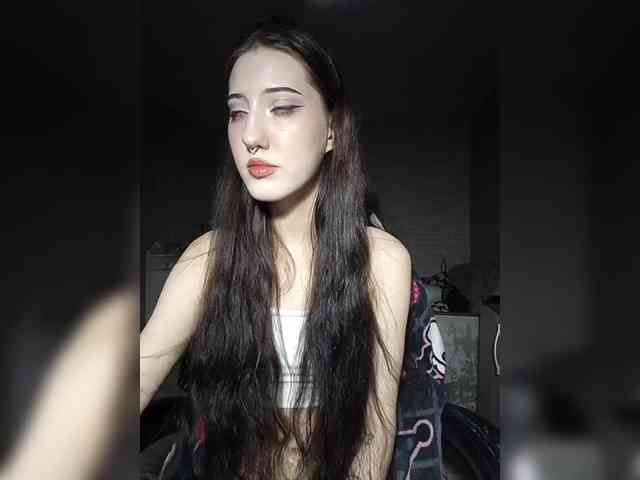 AlishaFomalgaut webcam