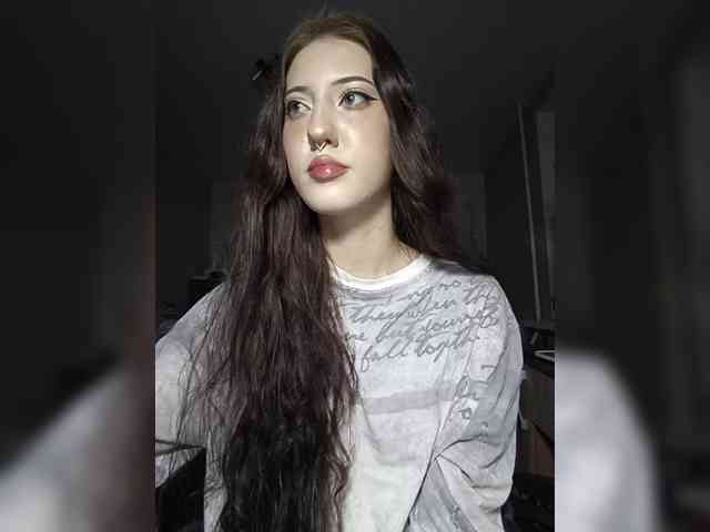 AlishaFomalgaut webcam
