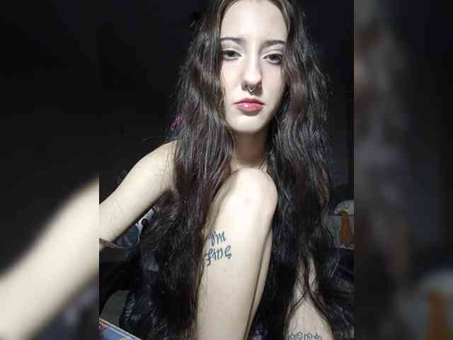 AlishaFomalgaut webcam