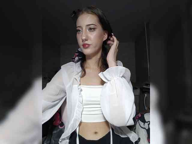 AlishaFomalgaut webcam