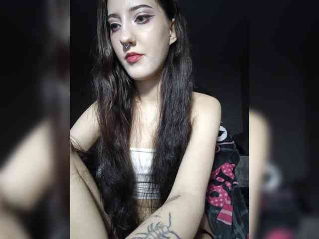 AlishaFomalgaut webcam