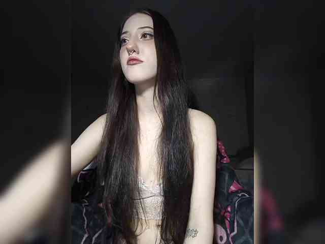 AlishaFomalgaut webcam