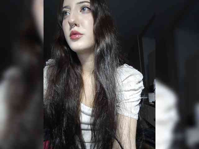 AlishaFomalgaut webcam