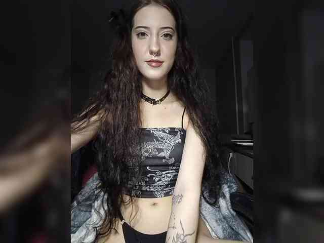 AlishaFomalgaut webcam