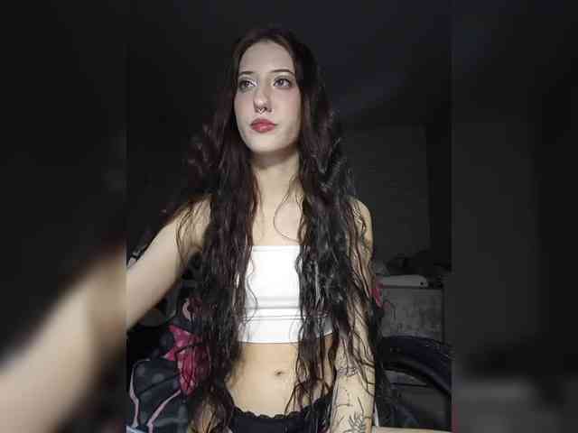 AlishaFomalgaut webcam