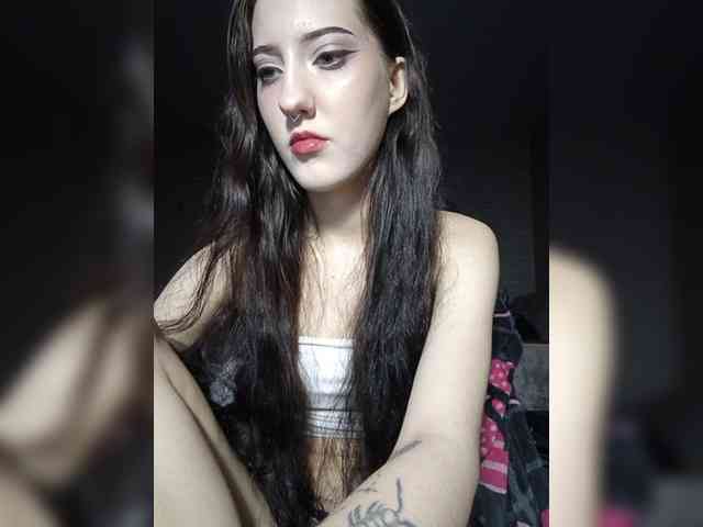 AlishaFomalgaut webcam