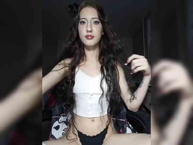 AlishaFomalgaut webcam