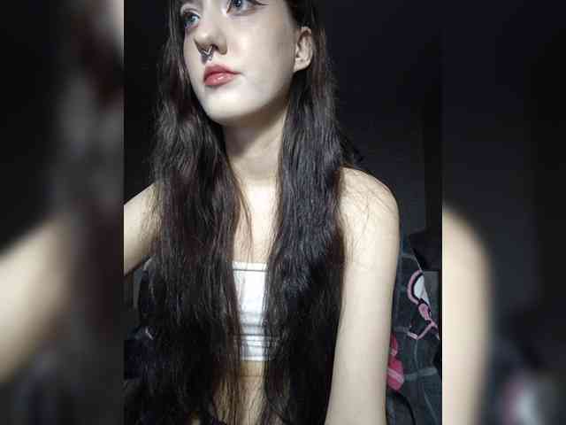 AlishaFomalgaut webcam