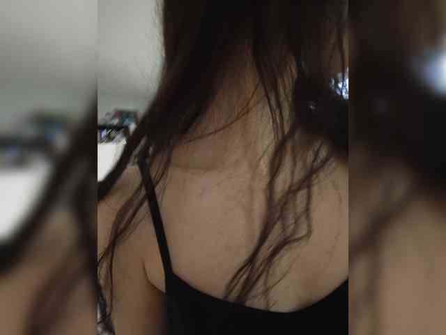 AlishaFomalgaut webcam