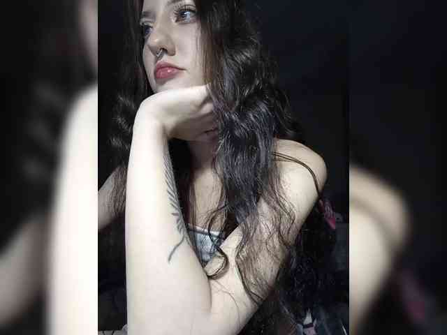 AlishaFomalgaut webcam