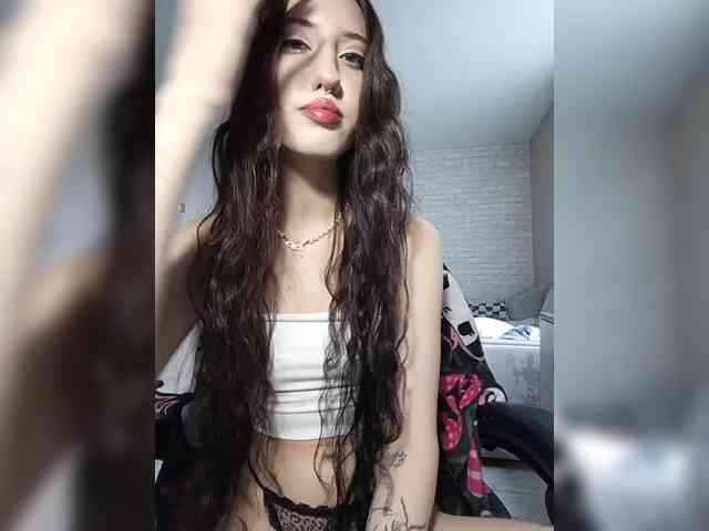 AlishaFomalgaut webcam