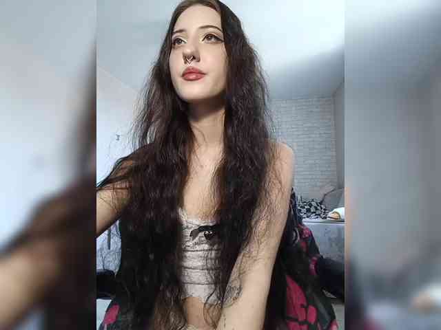 AlishaFomalgaut webcam