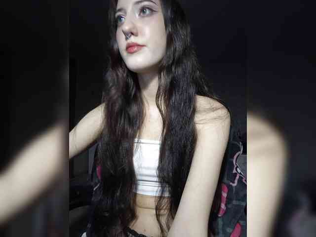 AlishaFomalgaut webcam