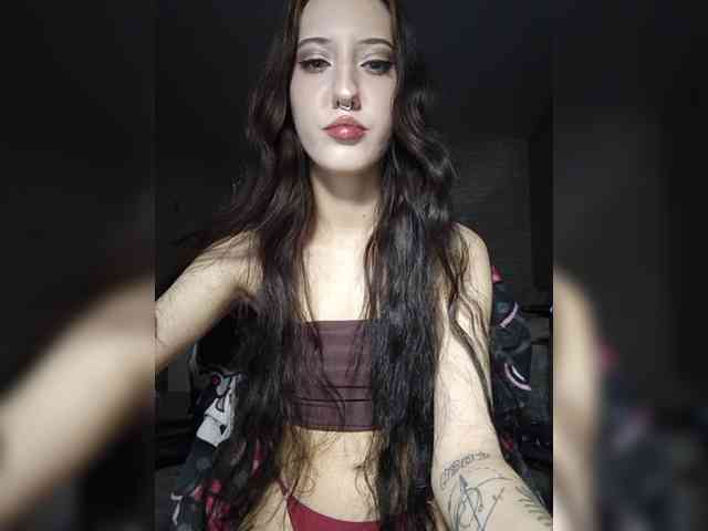 AlishaFomalgaut webcam