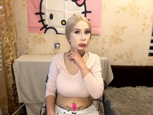 WillodeanHole live cam on BongaCams