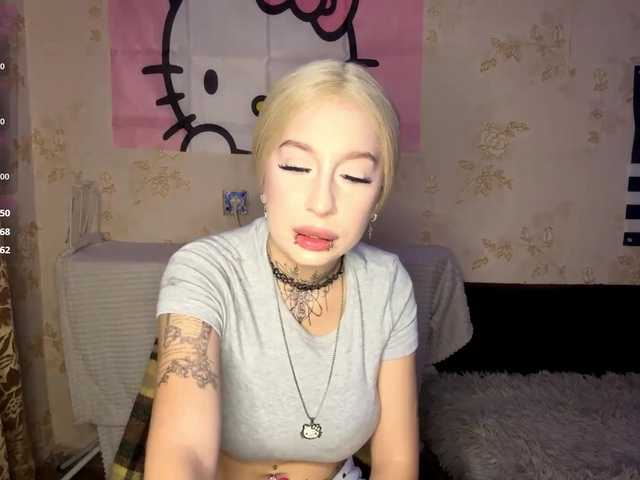 WillodeanHole live cam on BongaCams