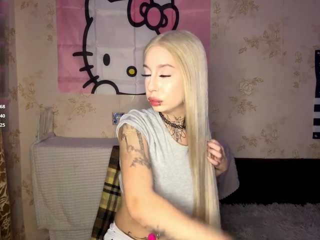 WillodeanHole live cam on BongaCams