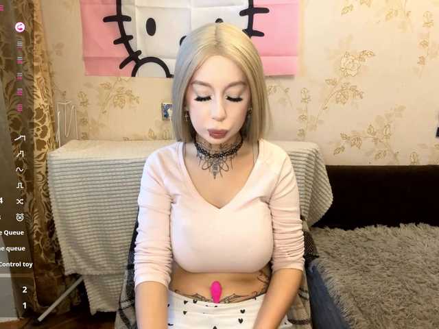 WillodeanHole live cam on BongaCams