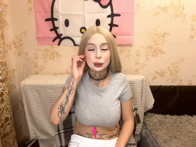 WillodeanHole live cam on BongaCams