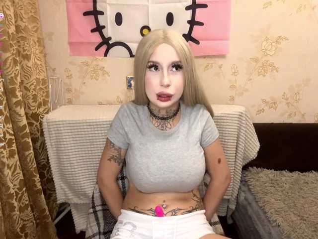 WillodeanHole live cam on BongaCams