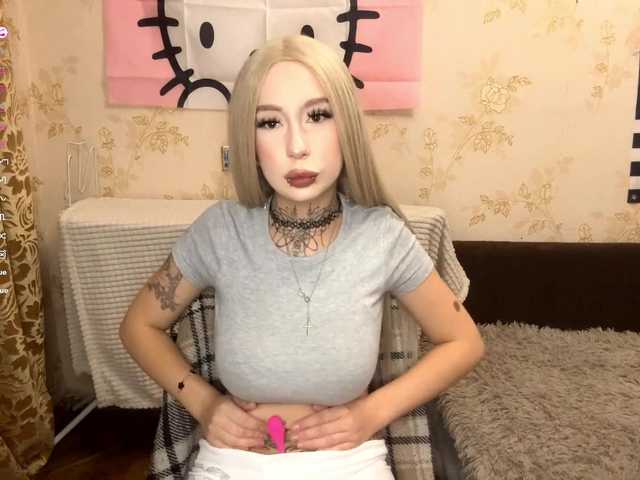 WillodeanHole live cam on BongaCams