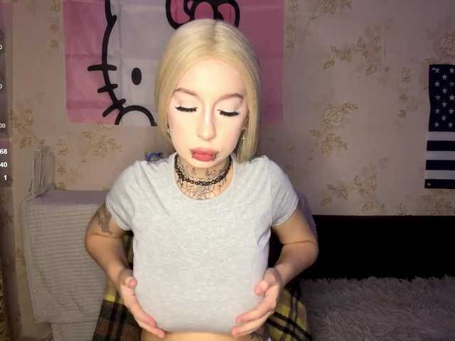 WillodeanHole live cam on BongaCams