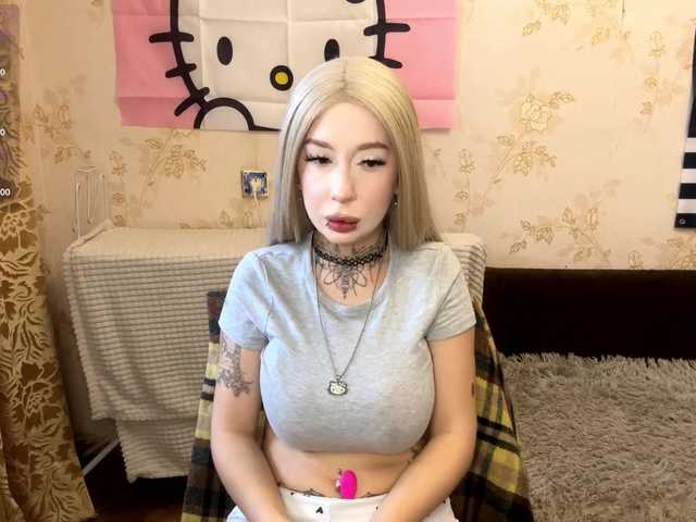 WillodeanHole live cam on BongaCams