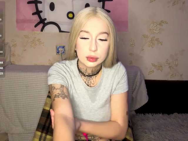 WillodeanHole live cam on BongaCams