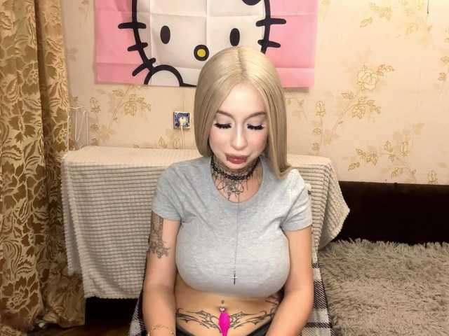 WillodeanHole live cam on BongaCams