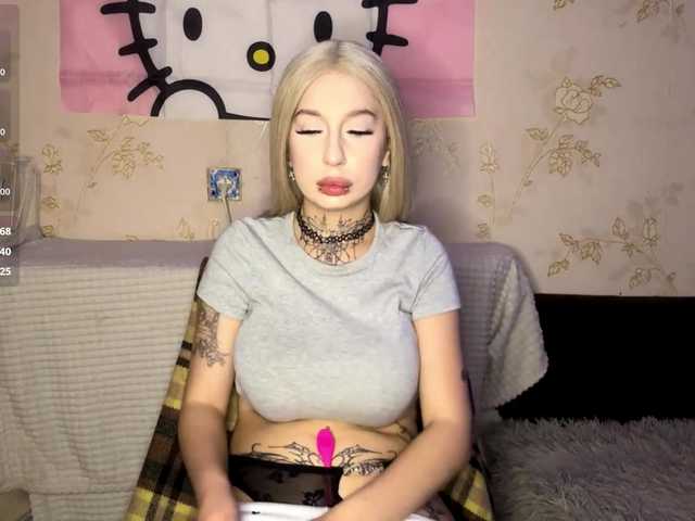 WillodeanHole live cam on BongaCams