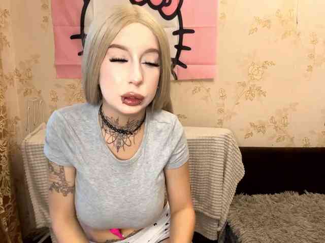 WillodeanHole - Girl 