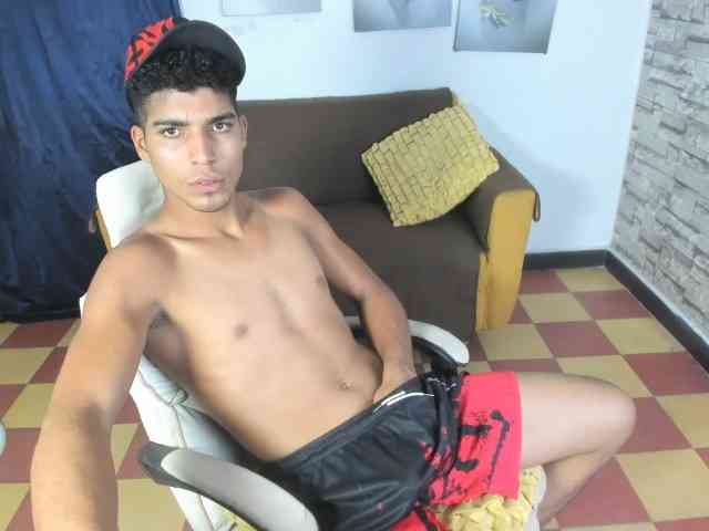 santiago-diazz santiago-diazz