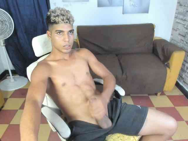 santiago-diazz santiago-diazz