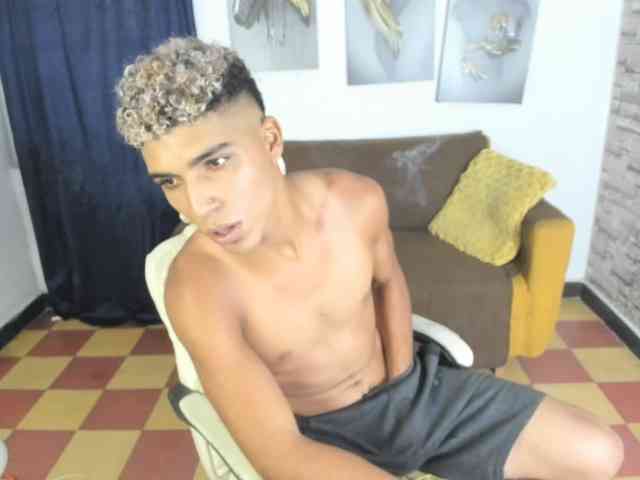 santiago-diazz santiago-diazz