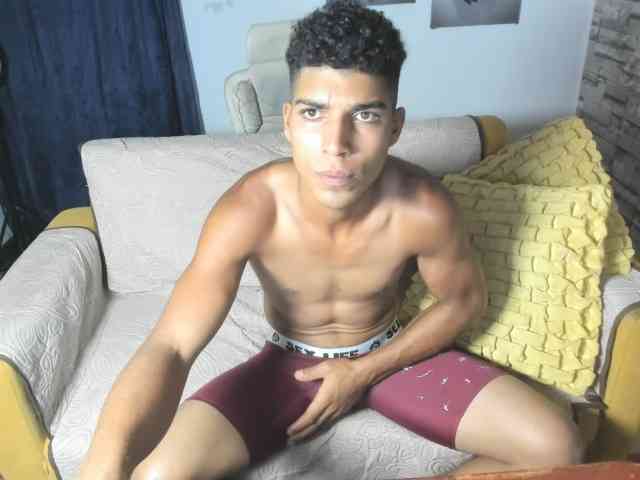 santiago-diazz santiago-diazz