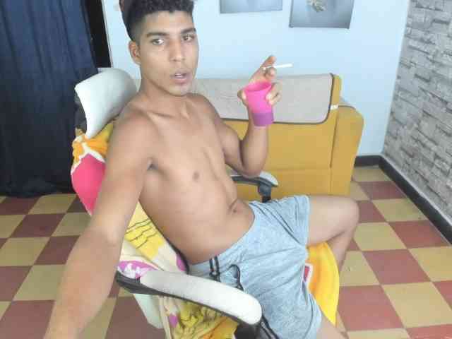 santiago-diazz santiago-diazz