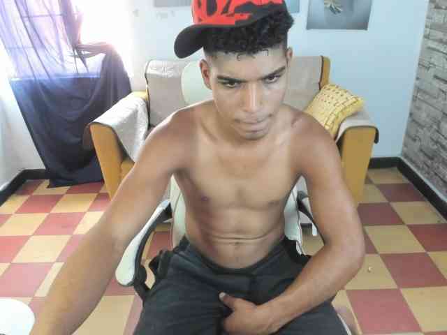 santiago-diazz santiago-diazz