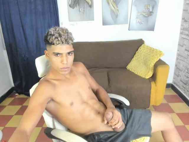 santiago-diazz santiago-diazz