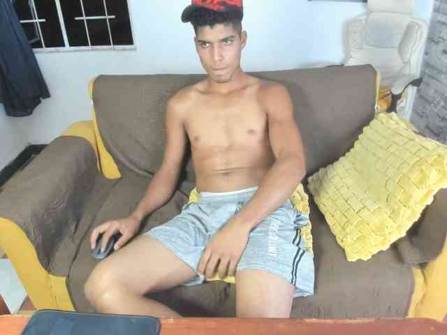 santiago-diazz santiago-diazz