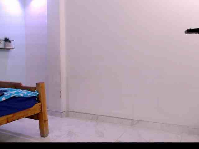 18jonesagnes webcam