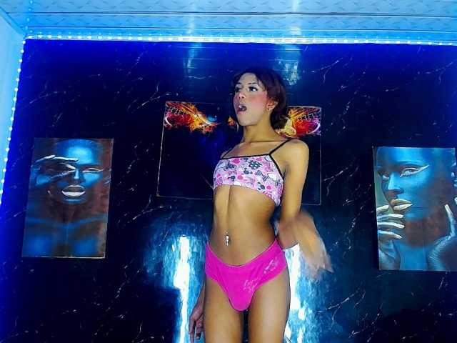 AndreaUchima live cam