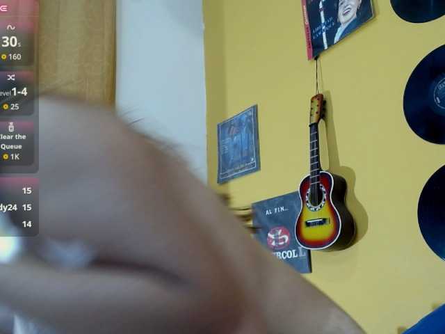 aniitaeyescute live cam on BongaCams