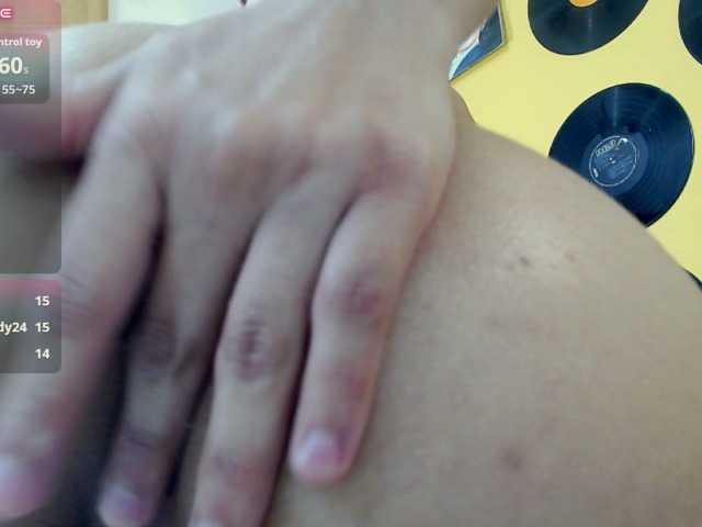 aniitaeyescute live cam on BongaCams