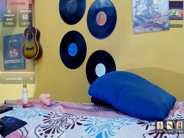 aniitaeyescute, en vivo ahora en BongaCams