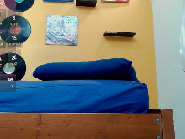 aniitaeyescute live cam on BongaCams
