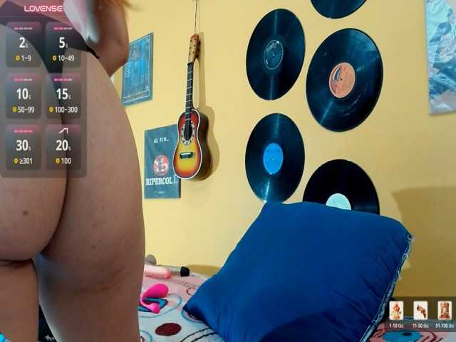 aniitaeyescute live cam on BongaCams